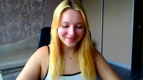 Melanie online show from July 13, 7:42 am