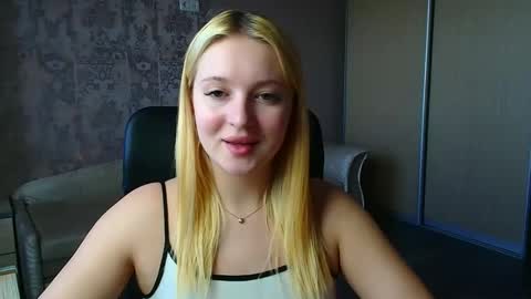 Melanie online show from April 22, 11:51 am