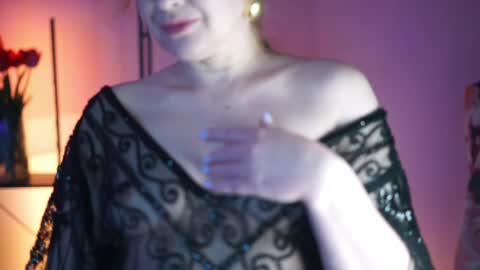 _million_dollarsmile online show from April 23, 4:42 pm