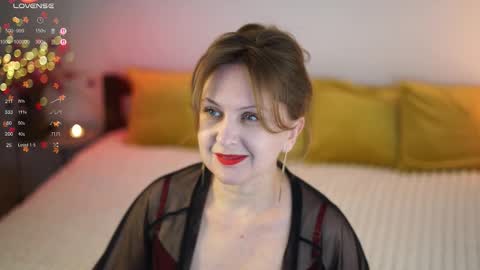 _million_dollarsmile online show from November 27, 4:43 pm