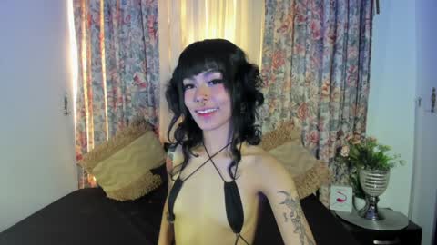 mizuki  online show from December 12, 3:37 pm