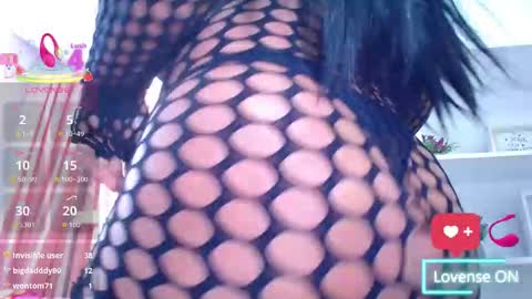 Snapshot of _nahom_ chatting on September 30, 5:02 am nahomi online show from September 30, 5:02 am
