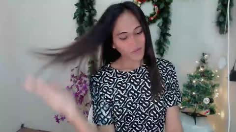 jenny claire online show from September 12, 5:19 am