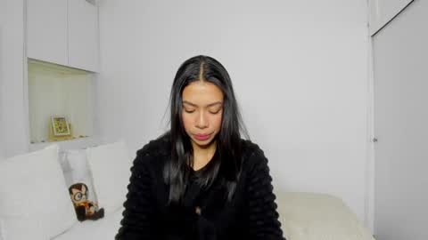 independent model natha online show from June 11, 7:27 am