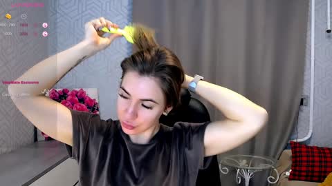 Snapshot of _naughty_megan_ chatting on February 3, 6:02 am Megan online show from February 3, 6:02 am