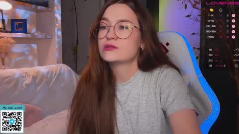 Mia with a big heart  online show from October 24, 11:39 am