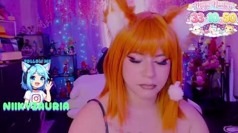 niiky online show from April 27, 2:58 pm