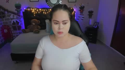 Olivia jones online show from January 8, 11:58 am