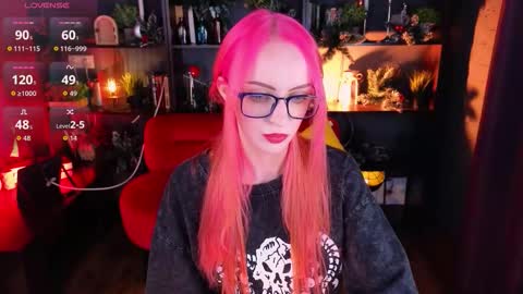 Maisie online show from January 11, 9:42 pm