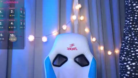 im Amy online show from October 14, 6:16 am