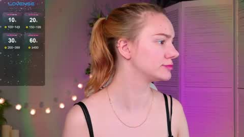 im Amy online show from April 13, 6:14 am