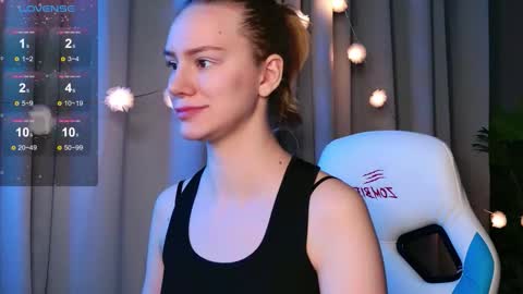 im Amy online show from February 3, 6:11 am