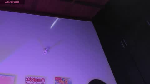   online show from November 27, 3:15 pm