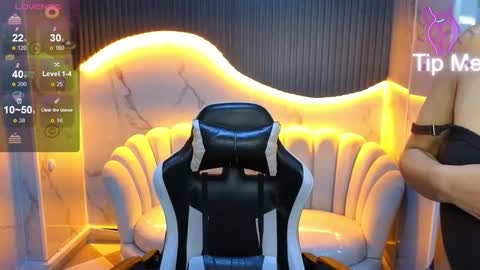 Samantha online show from October 24, 1:29 pm