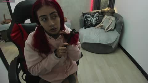 Selene online show from February 18, 12:28 pm