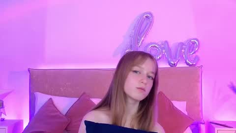 Selestia online show from April 25, 1:41 pm