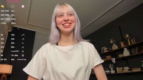 Sarah online show from June 11, 7:32 pm