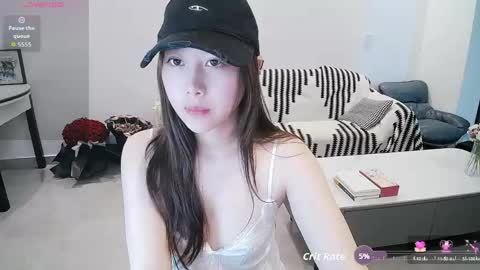 winni online show from May 27, 5:37 am