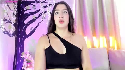    640  200   online show from September 9, 7:35 pm