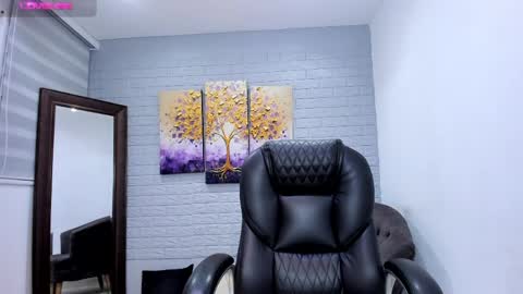    640  200   online show from April 27, 7:33 pm