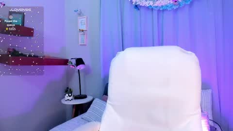 Sophie  online show from April 23, 10:01 pm