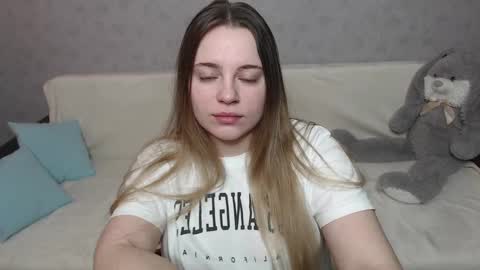 Snapshot of _sweet_lana_ chatting on March 6, 9:36 am Lana online show from March 6, 9:36 am