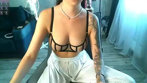 Milana   welcome to my world  online show from July 26, 12:46 pm