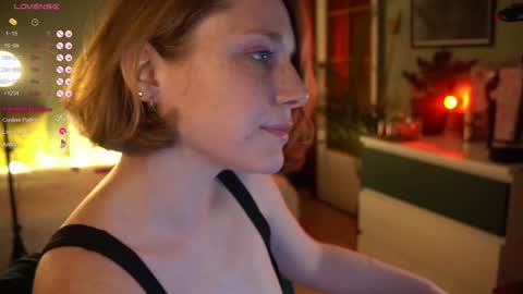 Evi online show from April 28, 7:07 pm