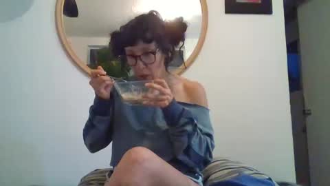_tutti_frutti_ online show from June 8, 1:28 am