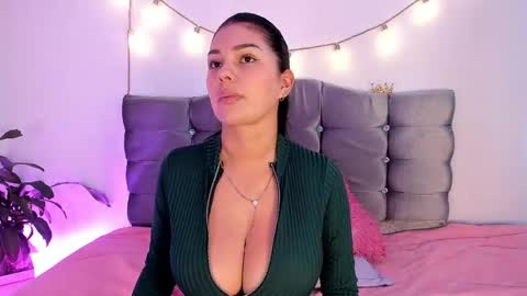 Vale online show from April 22, 2:47 pm