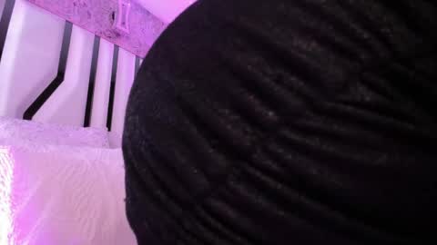 valeria jade online show from April 22, 1:02 am