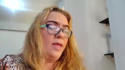 Valerie online show from January 16, 7:54 pm