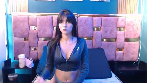 _valery34_ online show from April 23, 12:29 pm