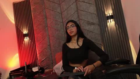   online show from April 21, 7:21 pm