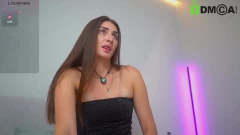 Lily online show from November 2, 9:07 pm