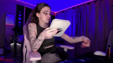 Roxy online show from January 31, 10:52 pm