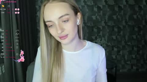 Adelina online show from April 27, 4:48 pm