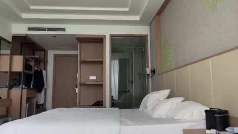 Mila and Jess online show from March 6, 8:53 am