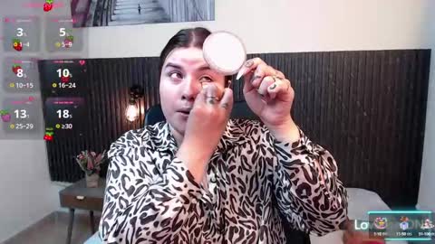 Snapshot of aabby_lee chatting on September 18, 8:40 pm Abby Lee online show from September 18, 8:40 pm