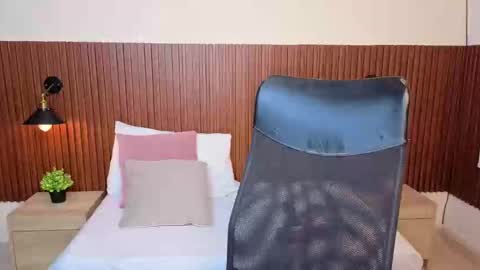 Abby Lee  online show from March 5, 6:48 pm