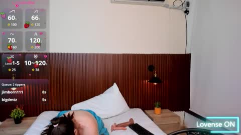 Abby Lee  online show from December 5, 7:37 pm