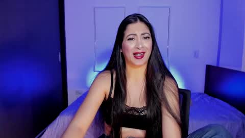 andrea online show from April 25, 5:43 am