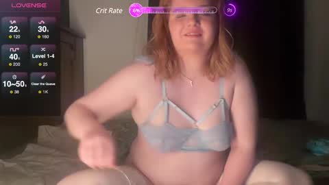 Snapshot of abbiwillow chatting on February 3, 10:32 pm Abbi Willow online show from February 3, 10:32 pm