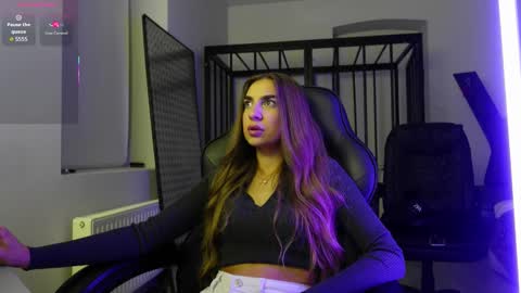 Snapshot of abby_laker chatting on September 25, 4:50 pm ABBY LAKER online show from September 25, 4:50 pm