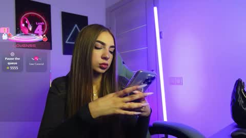 Snapshot of abby_laker chatting on October 11, 6:07 am ABBY LAKER online show from October 11, 6:07 am