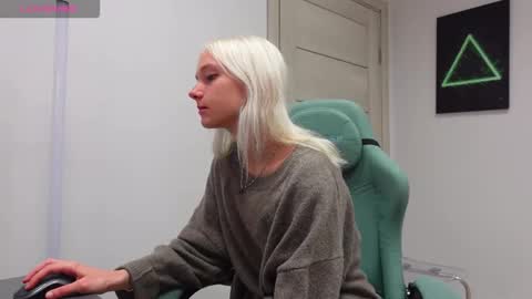 Snapshot of abby_laker chatting on September 28, 5:58 am ABBY LAKER online show from September 28, 5:58 am