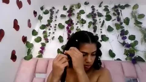 abby_moss_2 online show from April 21, 12:34 pm