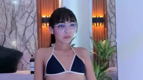 abbybennett1 online show from October 25, 11:18 am