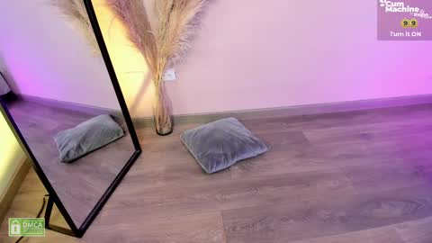 Snapshot of abbyhall__ chatting on December 6, 9:45 pm INSTAGRAM abby hall82 online show from December 6, 9:45 pm