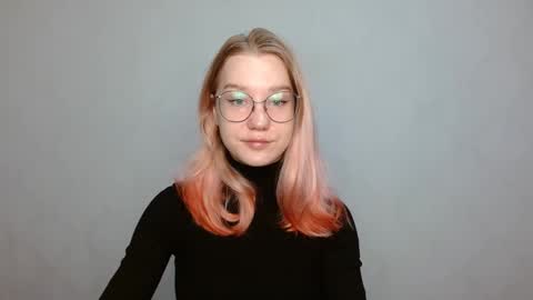 Snapshot of abbymoore__ chatting on December 26, 10:59 am Abby Lovense is active online show from December 26, 10:59 am